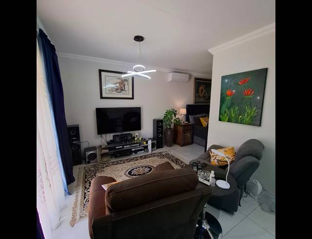 6 BEDROOM HOUSE FOR SALE IN MEYERTON CENTRAL